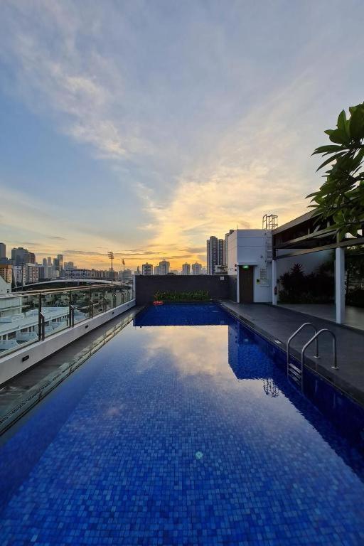 Aqueen Prestige Hotel Lavender Singapura Luaran gambar