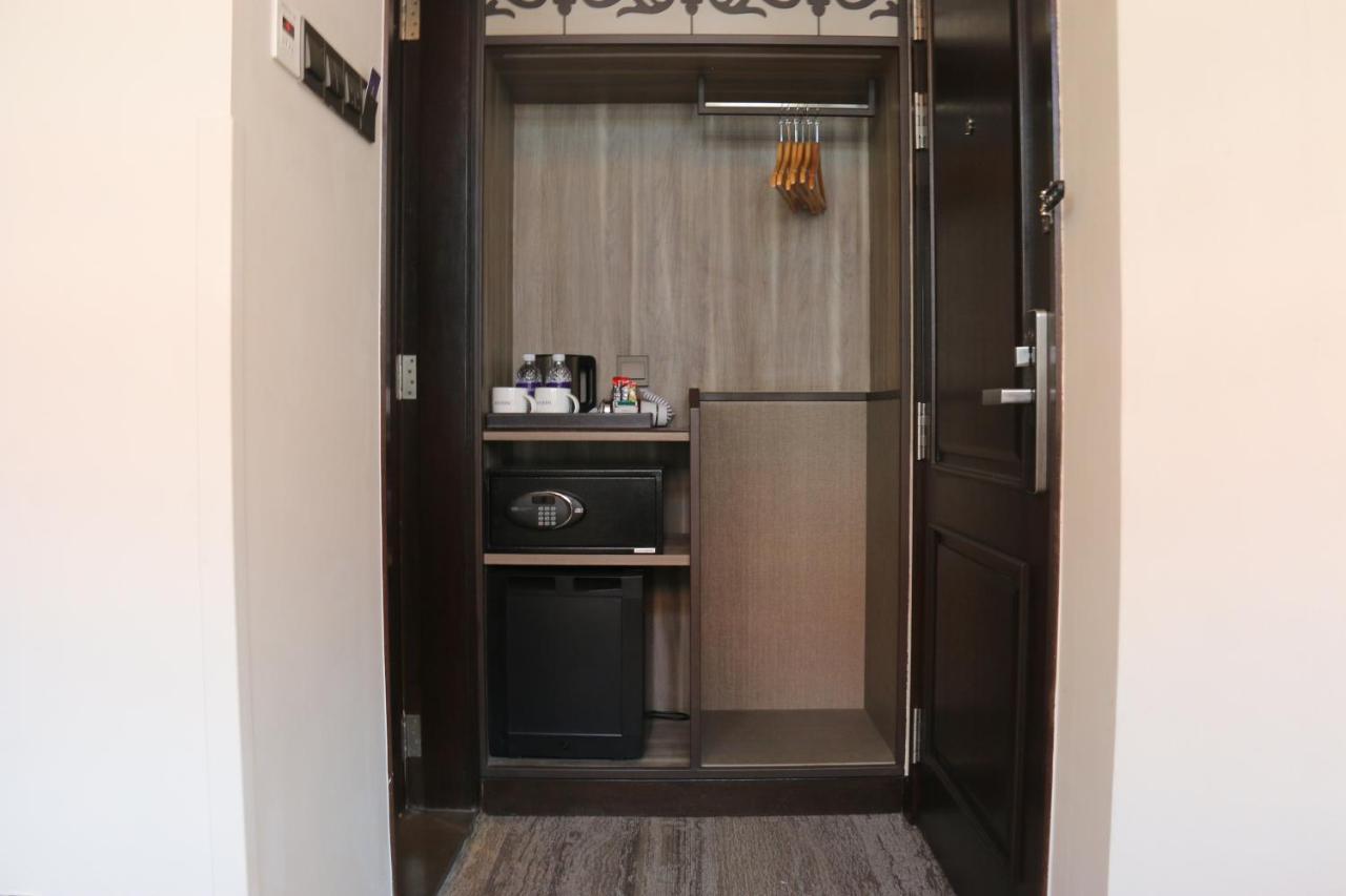 Aqueen Prestige Hotel Lavender Singapura Luaran gambar