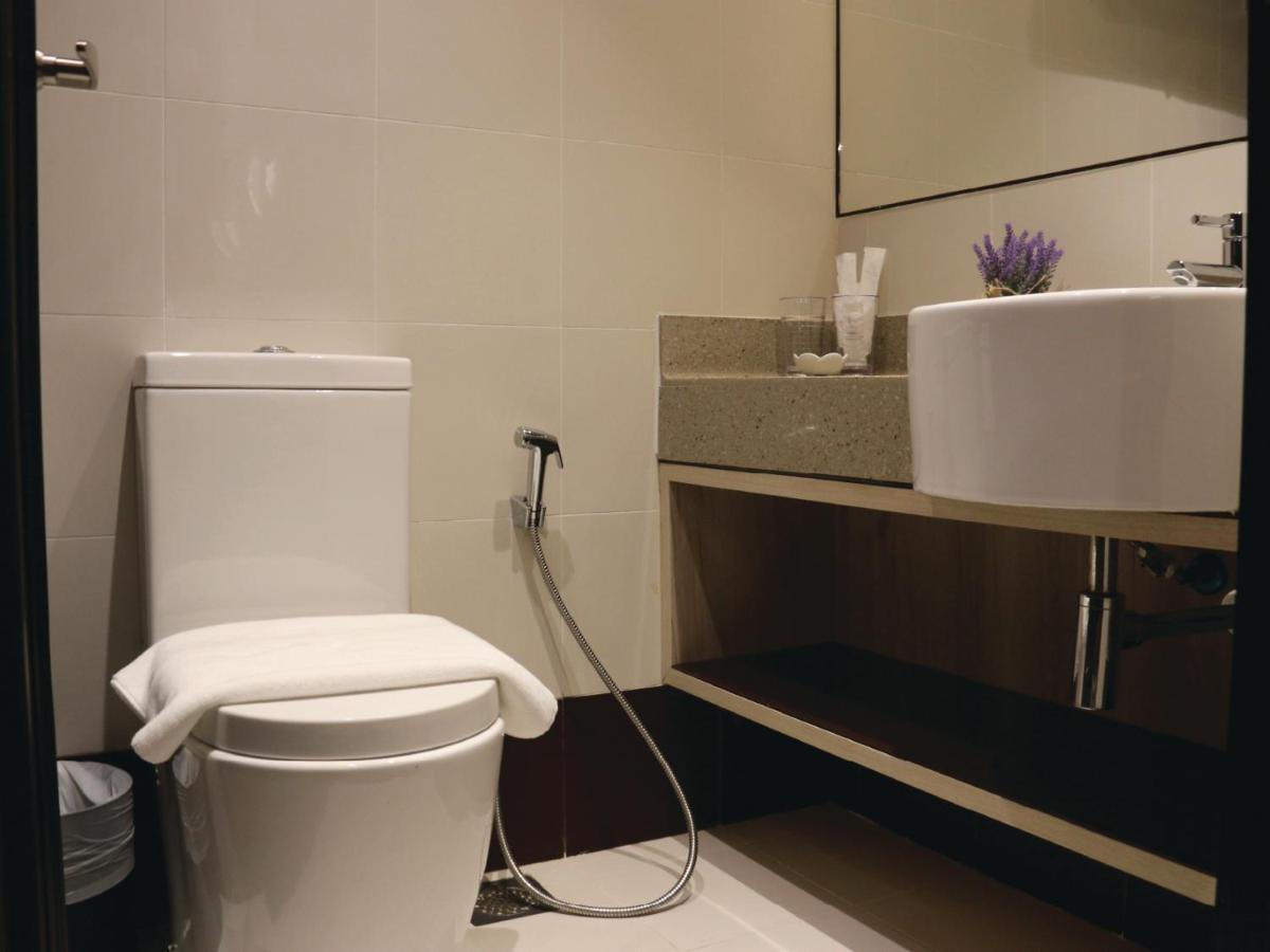 Aqueen Prestige Hotel Lavender Singapura Luaran gambar