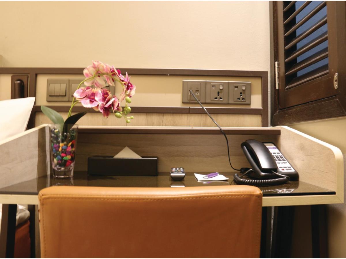 Aqueen Prestige Hotel Lavender Singapura Luaran gambar